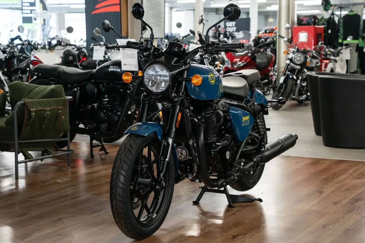 Royal Enfield Shotgun 650