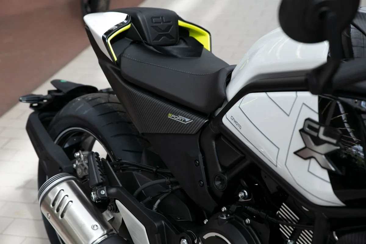 CFMOTO 700CL-X Sport