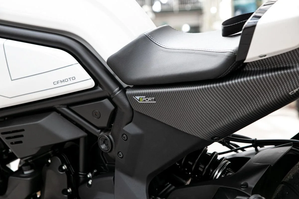CFMOTO 700CL-X Sport
