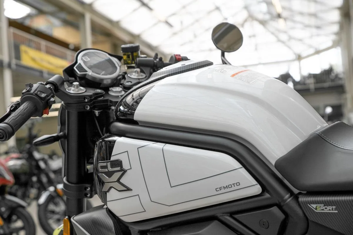 CFMOTO 700CL-X Sport