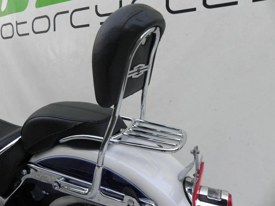 Harley-Davidson Softail Deluxe FLSTN
