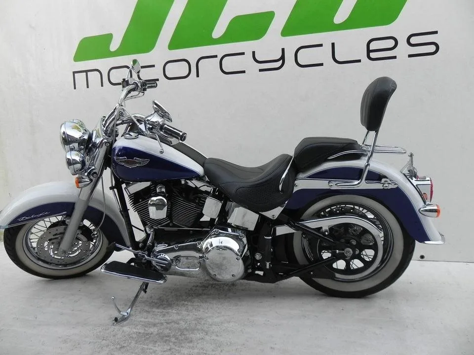 Harley-Davidson Softail Deluxe FLSTN