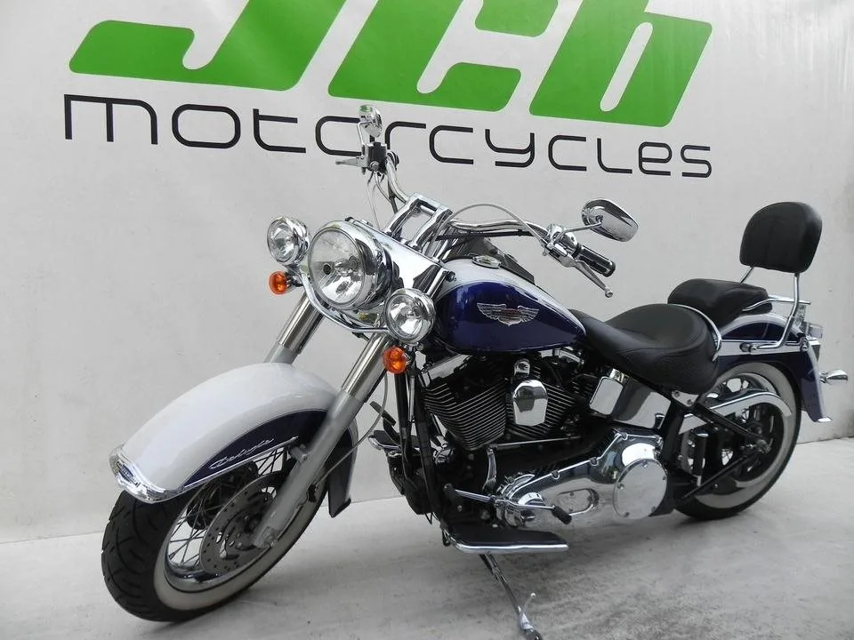 Harley-Davidson Softail Deluxe FLSTN