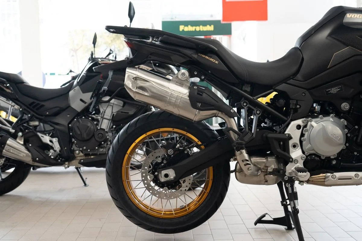 Voge DS900X