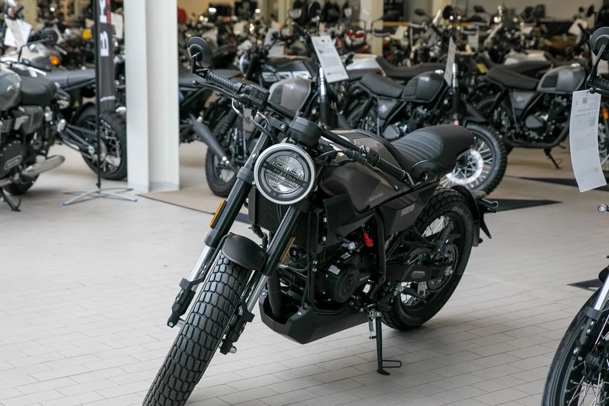 Brixton Crossfire 125