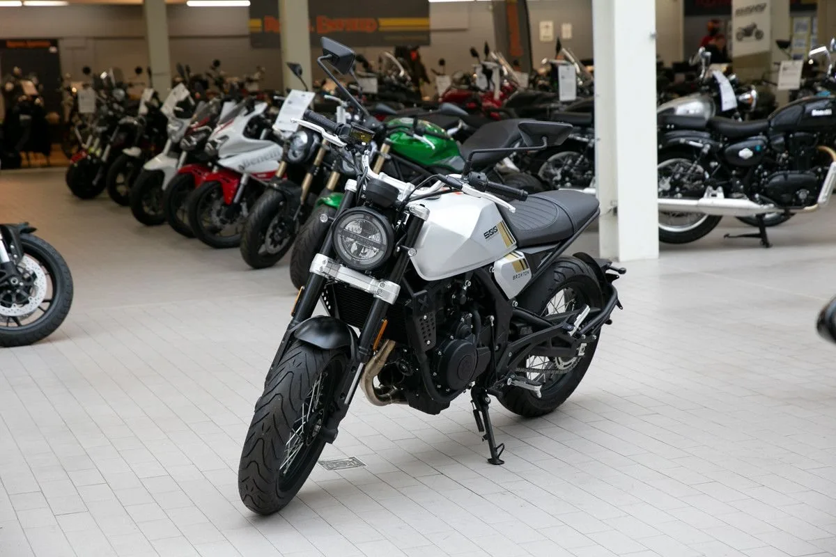 Brixton Crossfire 500