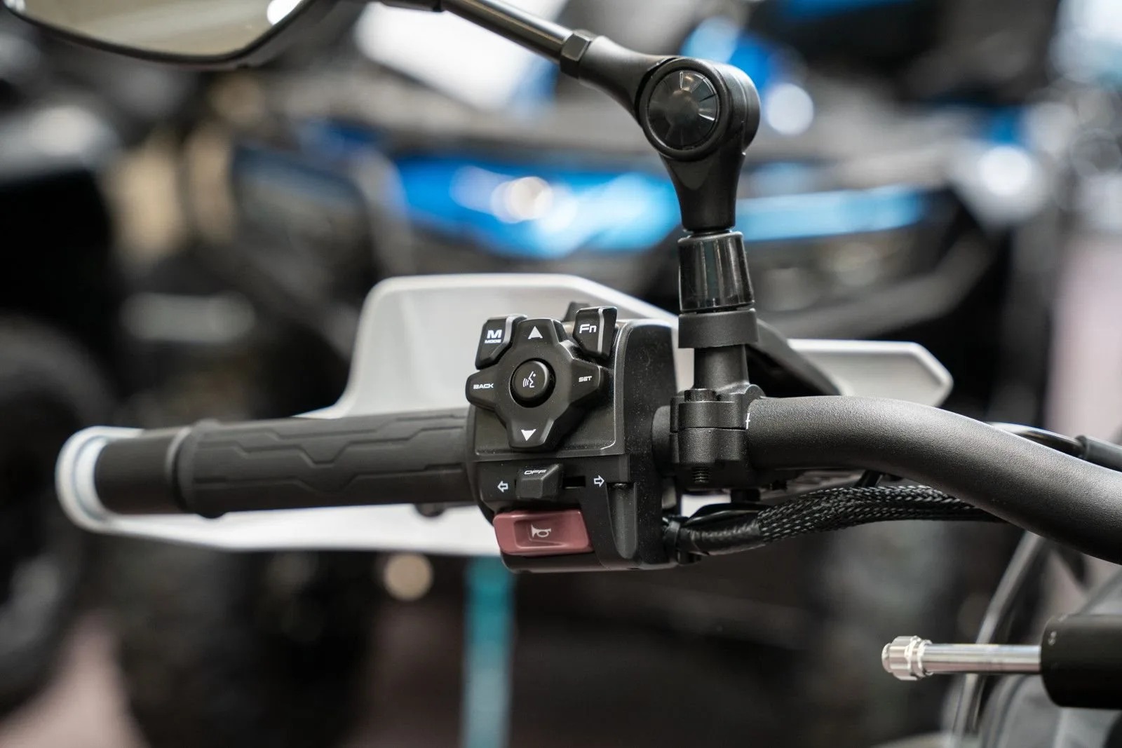 CFMOTO 1000MT-X