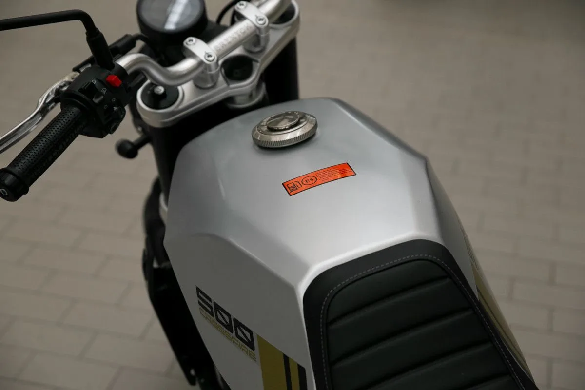 Brixton Crossfire 500