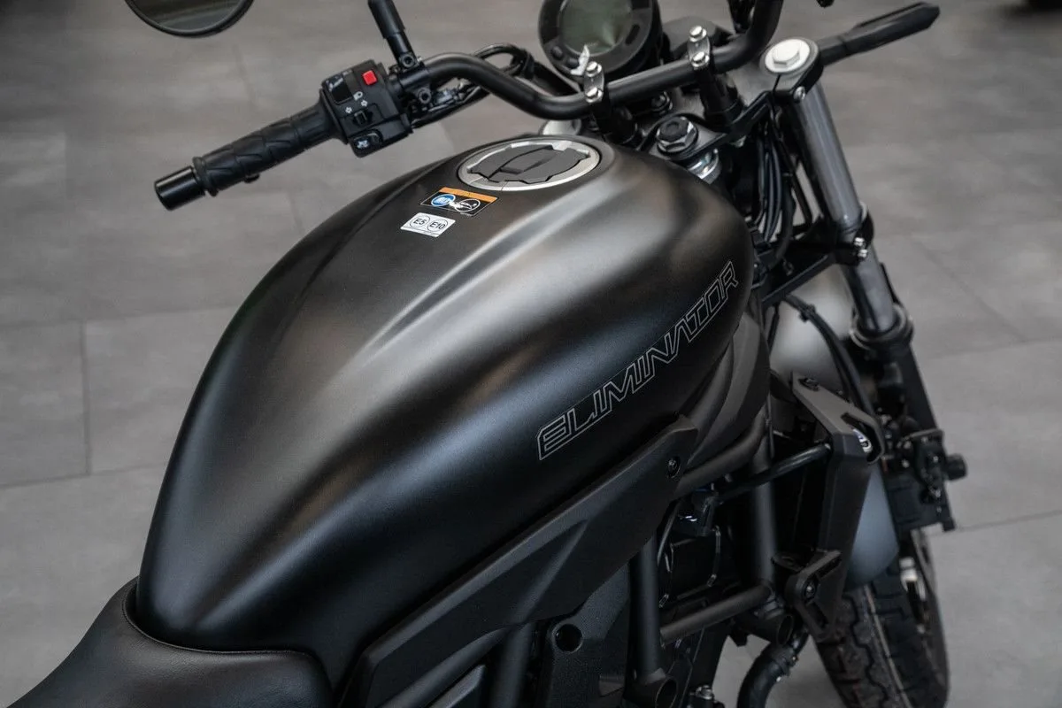 Kawasaki Eliminator 500