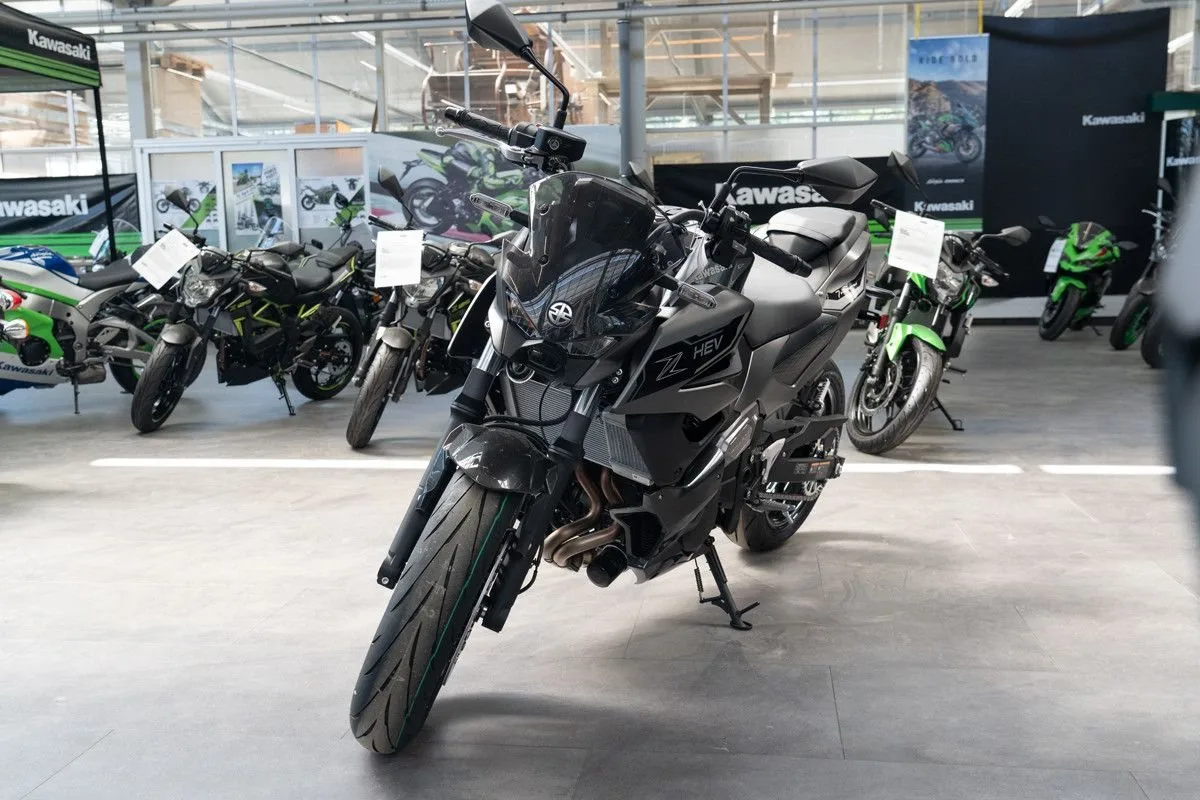 Kawasaki Z7 Hybrid
