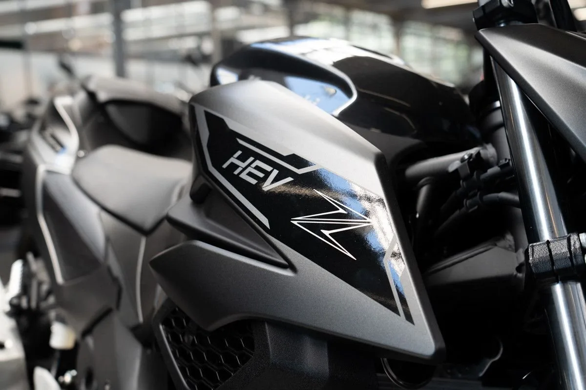 Kawasaki Z7 Hybrid
