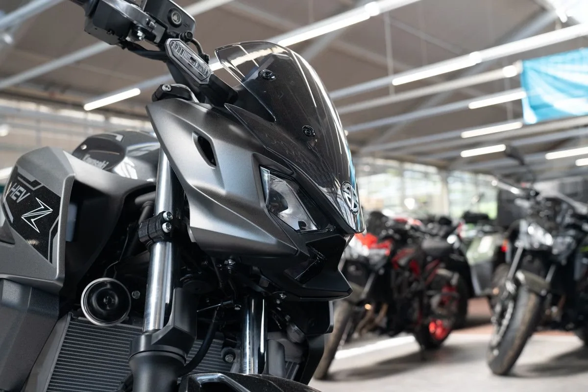 Kawasaki Z7 Hybrid