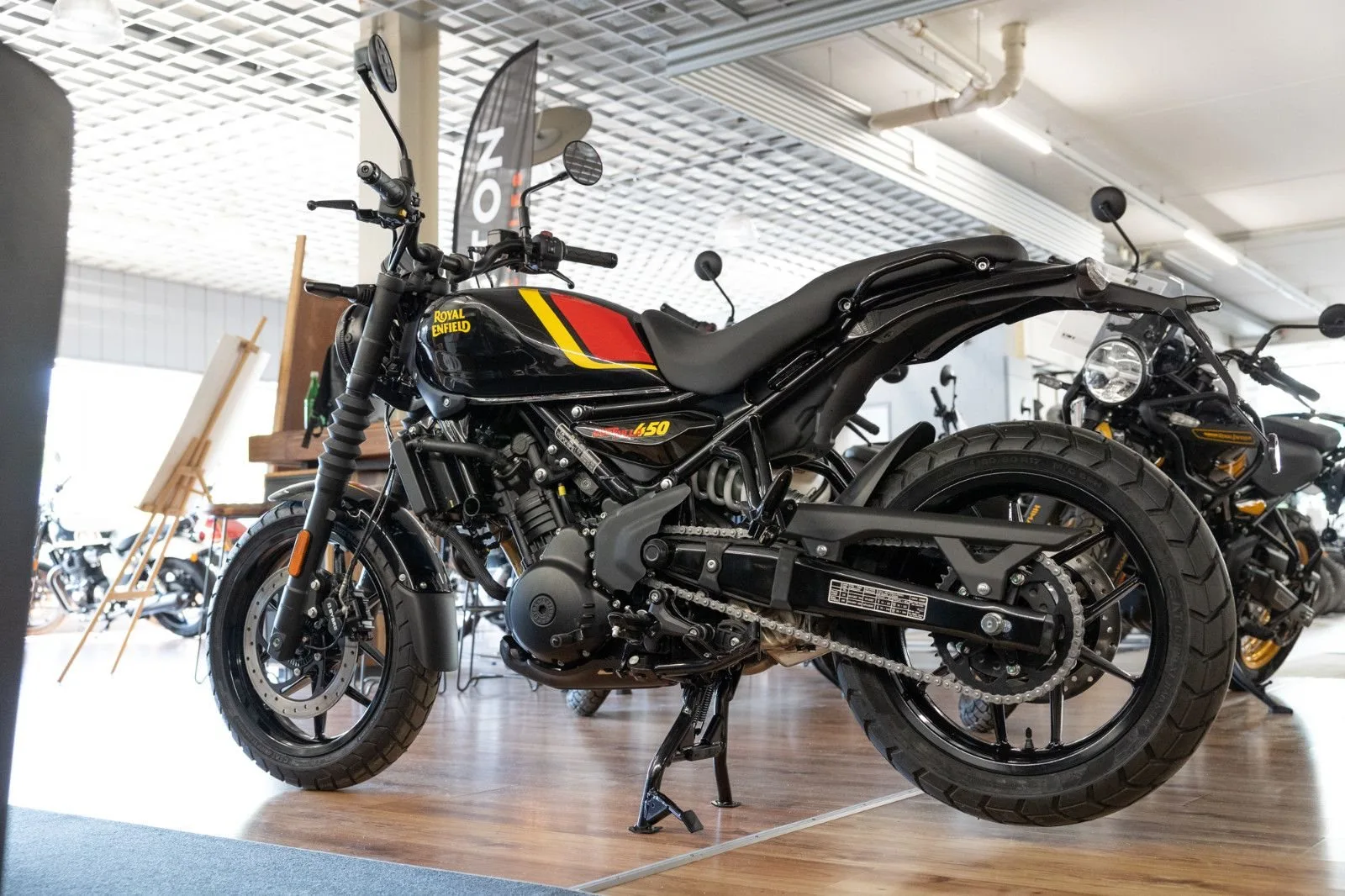 Royal Enfield Guerrilla 450