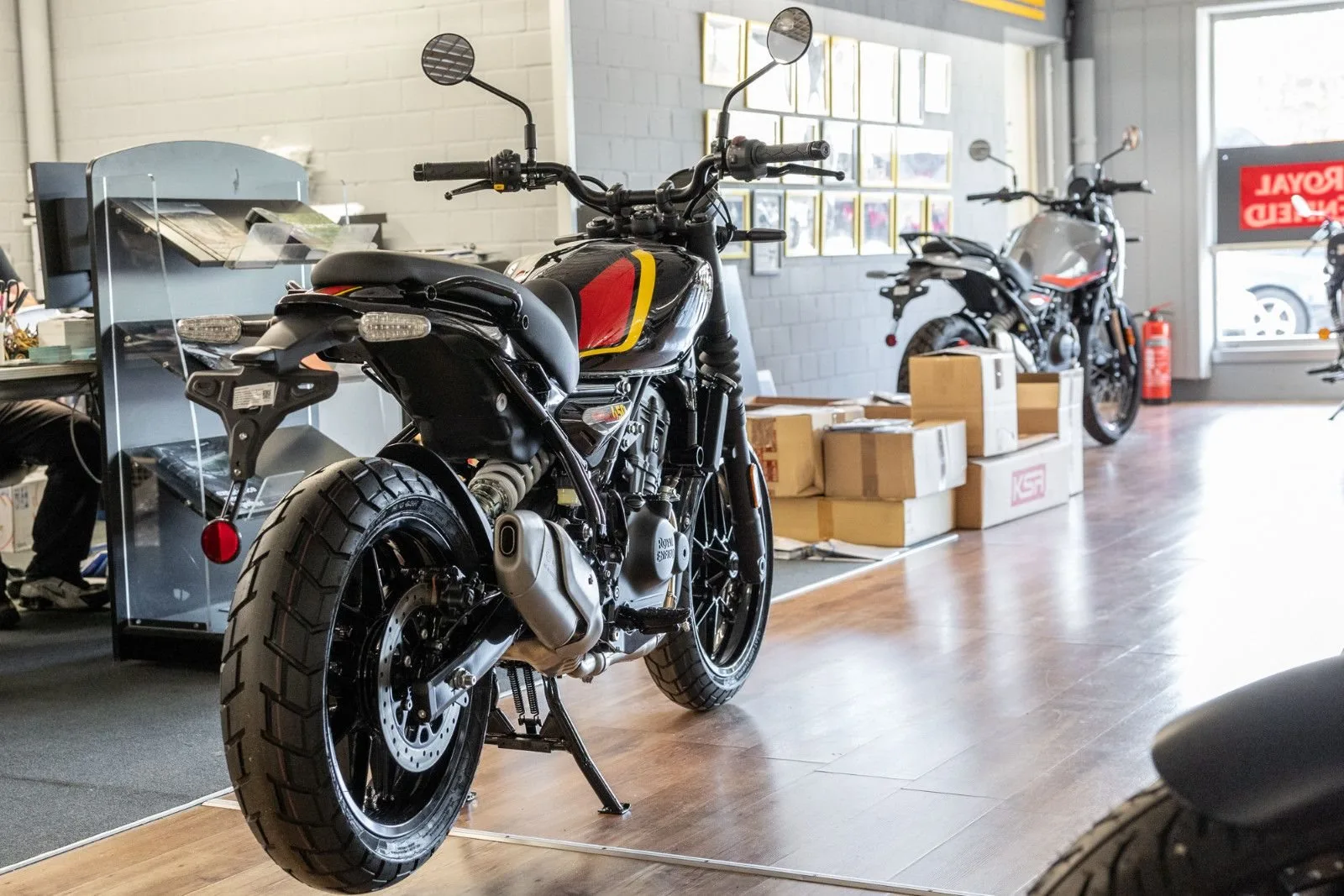 Royal Enfield Guerrilla 450