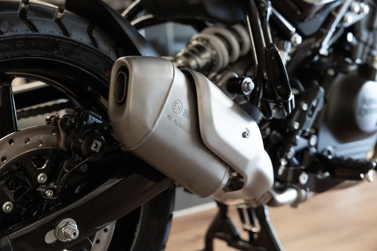 Royal Enfield Guerrilla 450