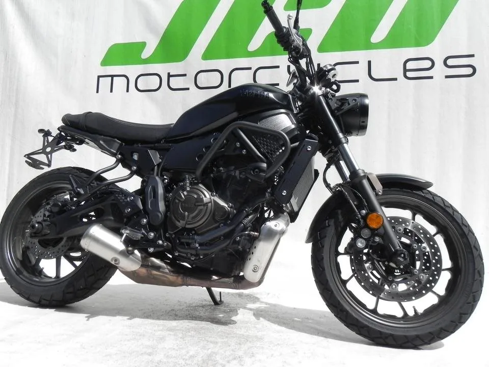 Yamaha XSR700