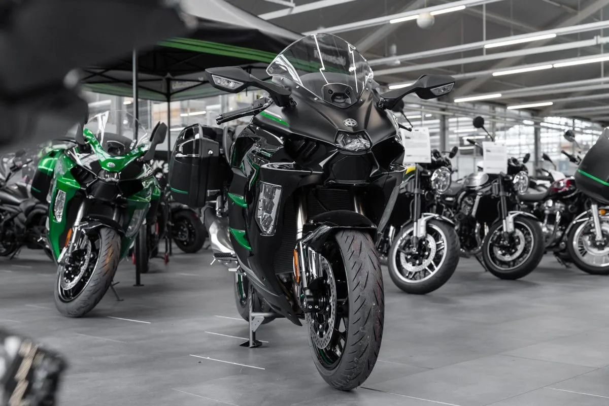 Kawasaki Ninja H2 SX