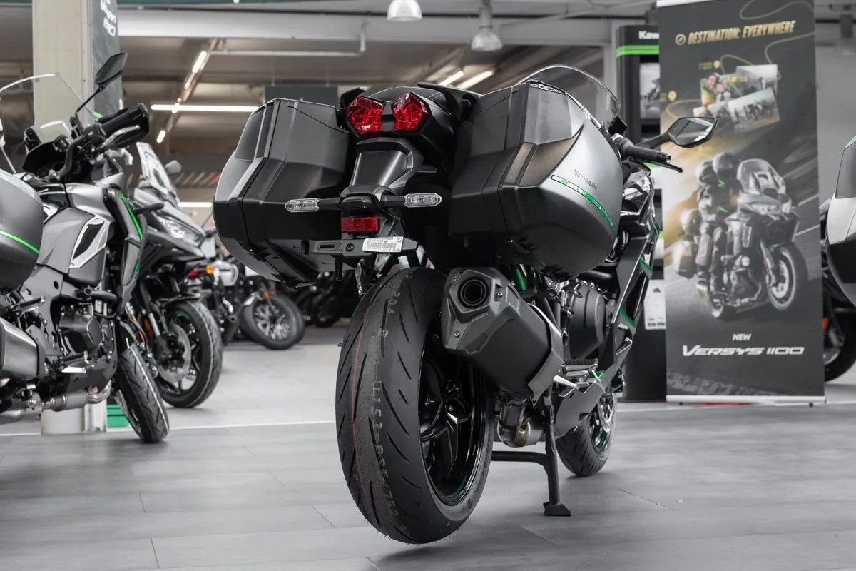 Kawasaki Ninja H2 SX