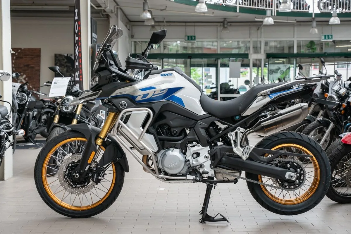 Voge DS900X
