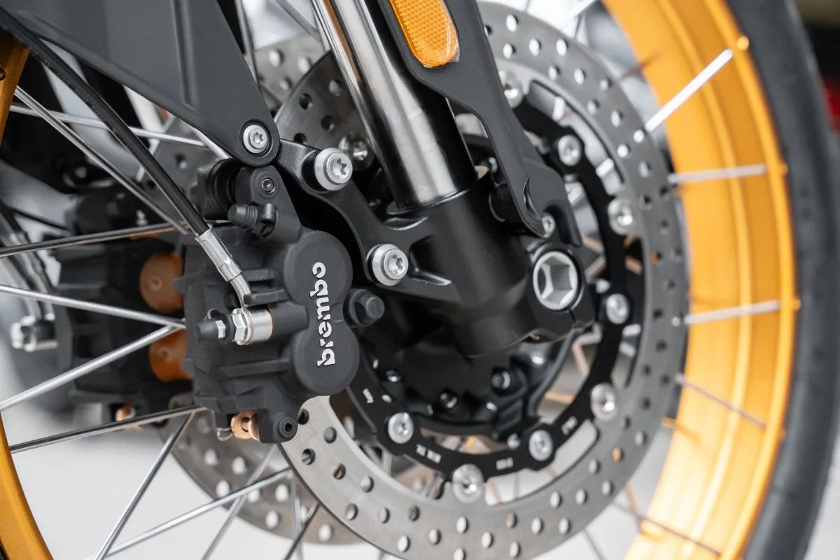 Voge DS900X
