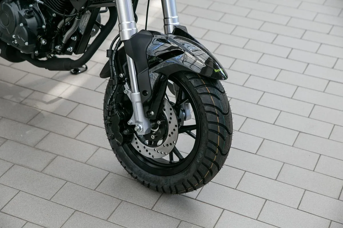 Benelli TnT 125