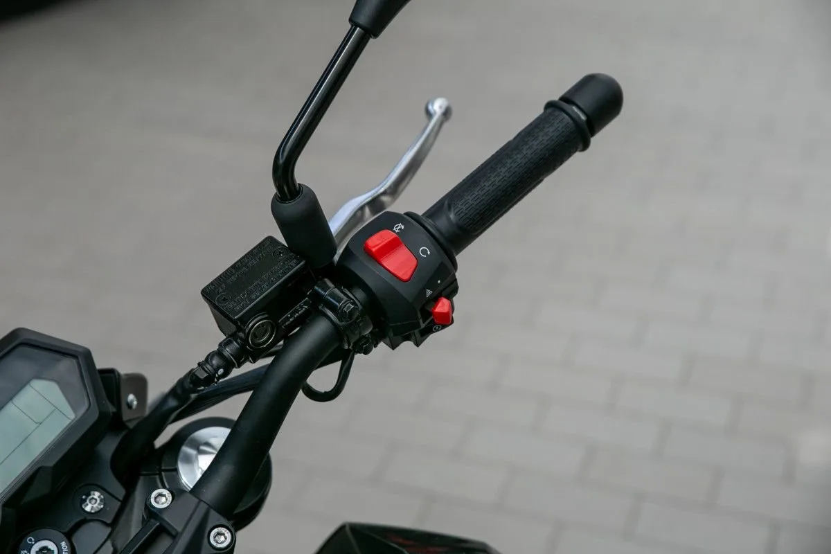 Benelli TnT 125