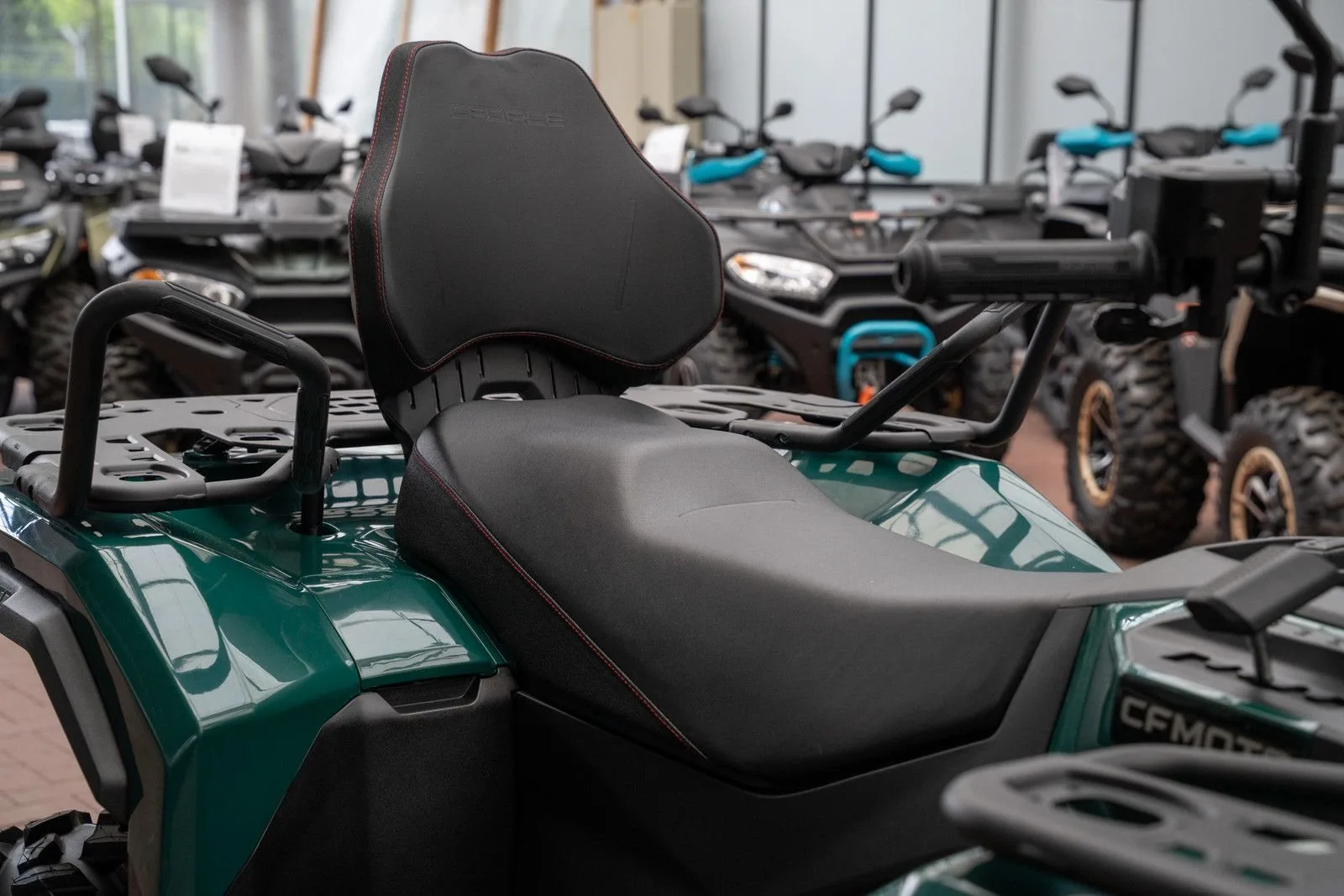 CFMOTO CFORCE C4 Touring ABS
