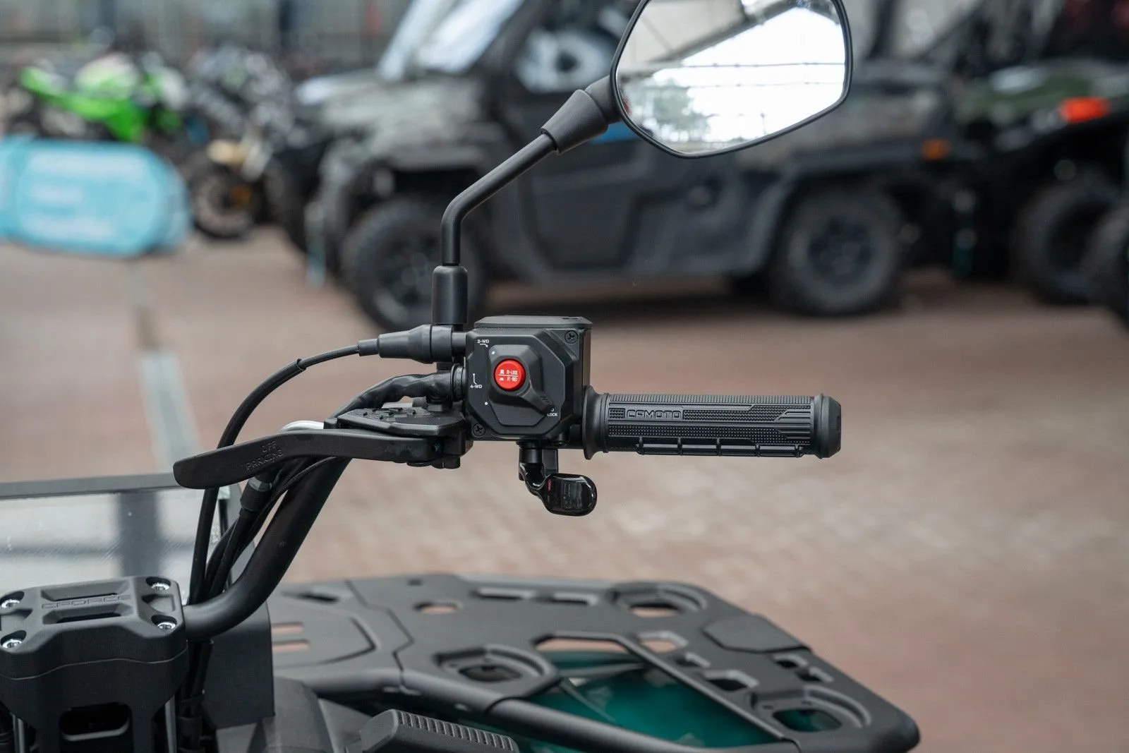 CFMOTO CFORCE C4 Touring ABS