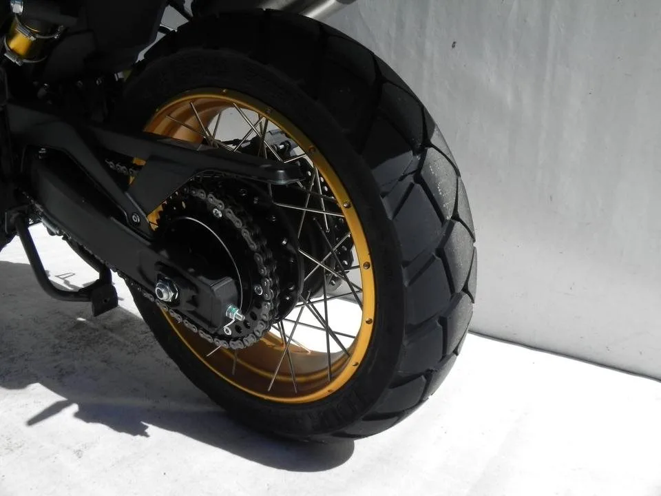 Voge DS625X