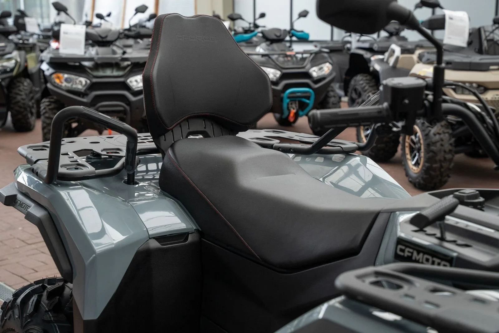 CFMOTO CFORCE C4 Touring ABS