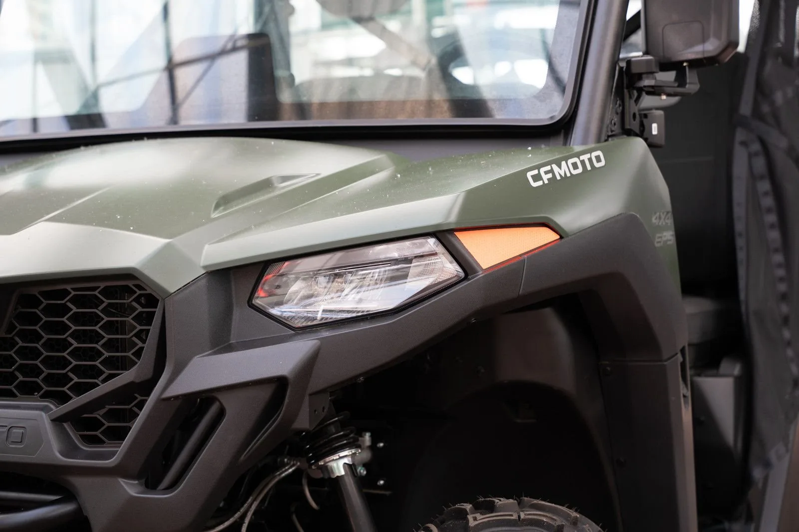CFMOTO UFORCE 600+