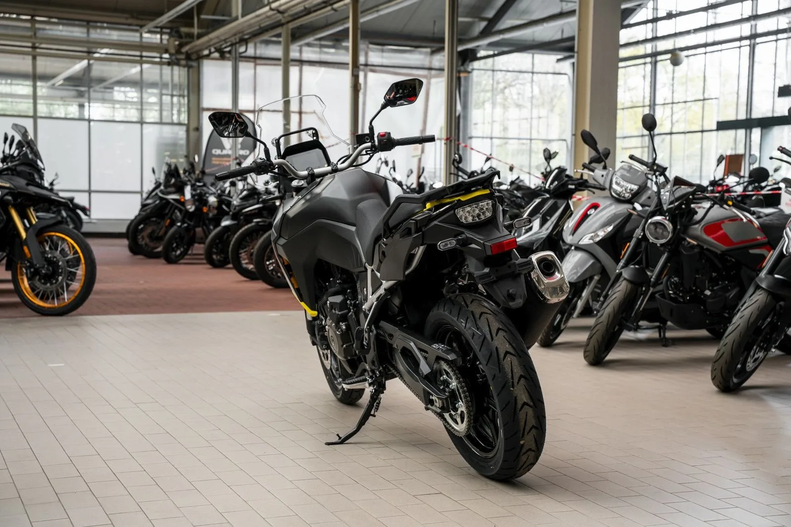 Suzuki V-Strom 800