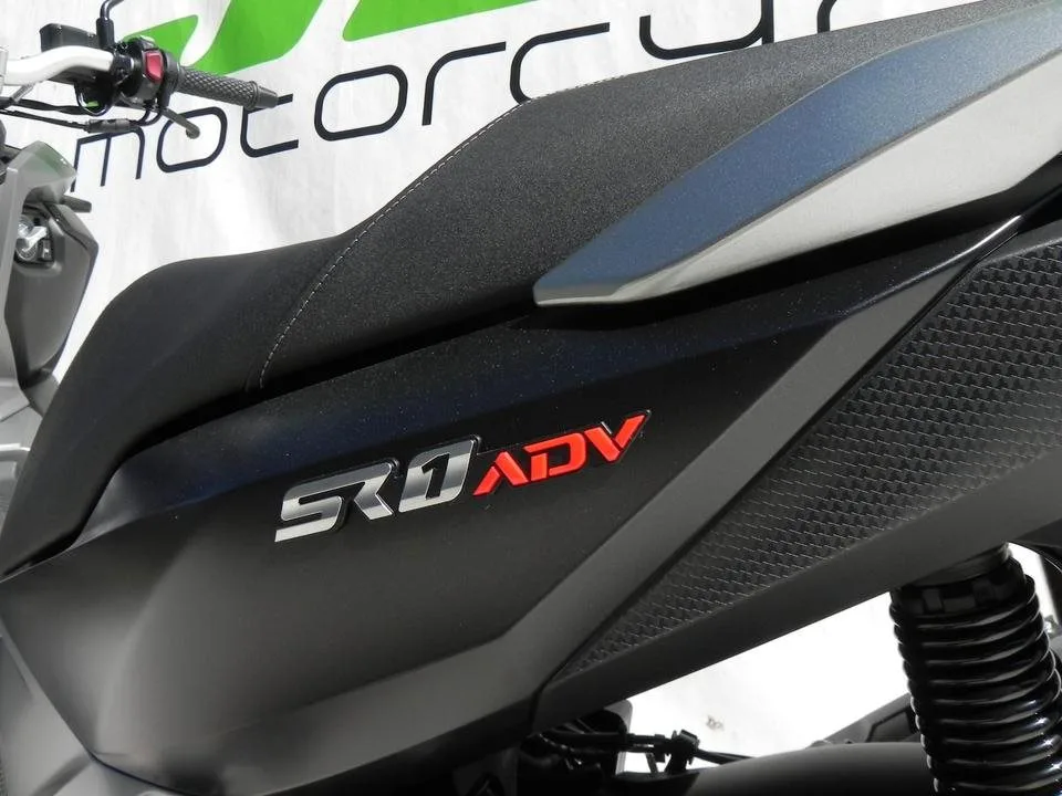 Voge SR1 ADV 125 ABS TCS