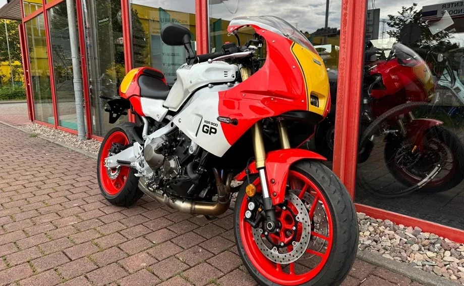 Yamaha XSR900 GP