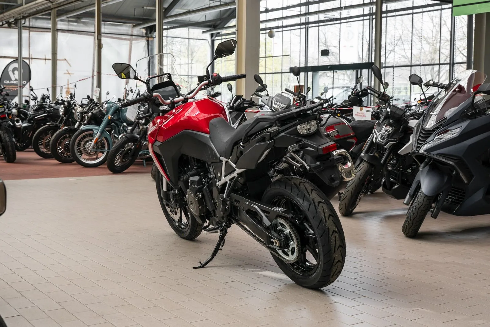 Suzuki V-Strom 800