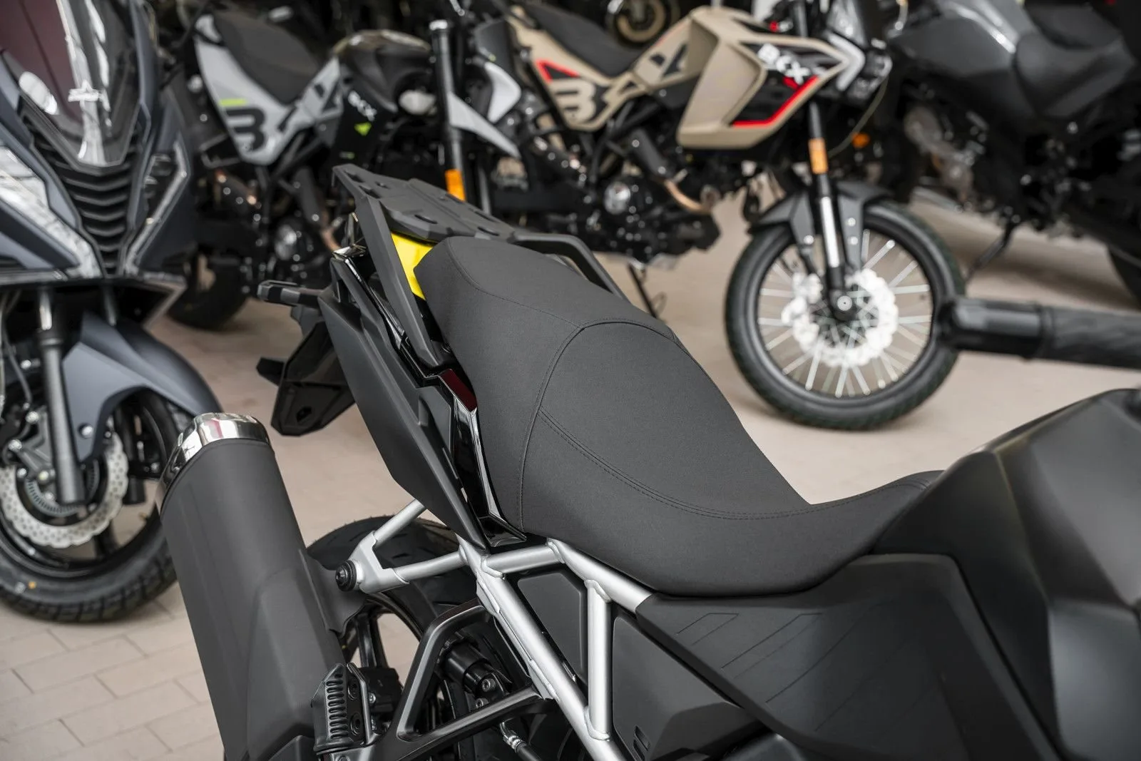 Suzuki V-Strom 800