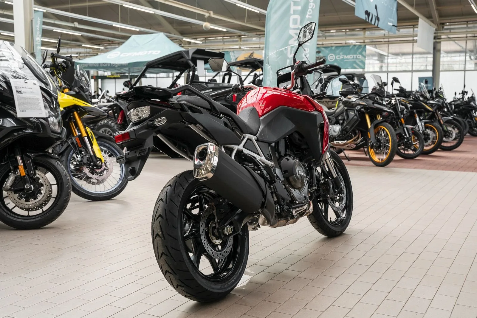 Suzuki V-Strom 800