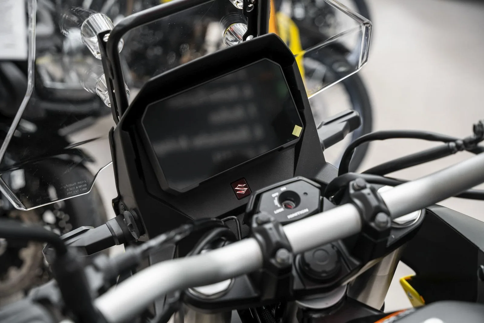 Suzuki V-Strom 800