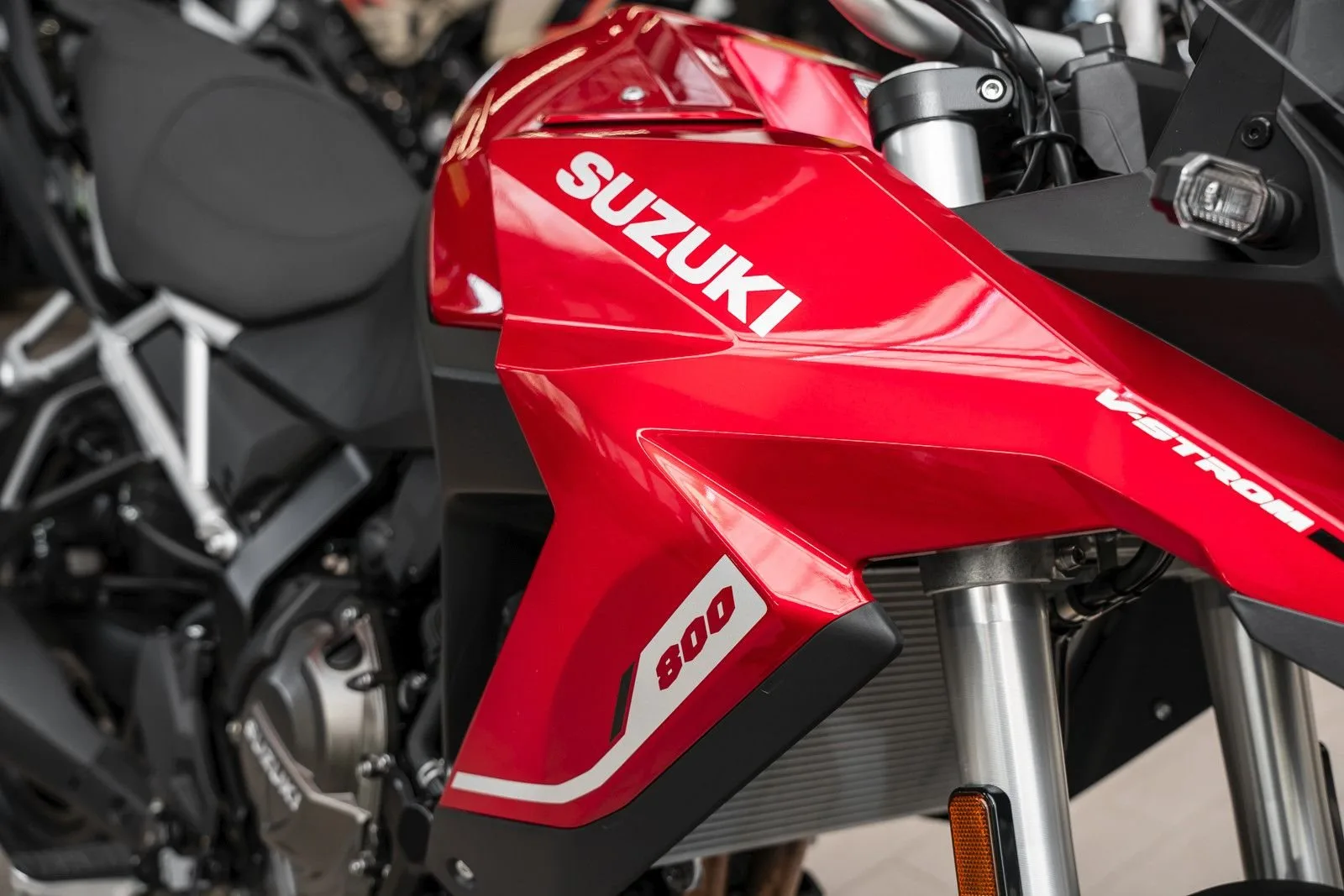 Suzuki V-Strom 800