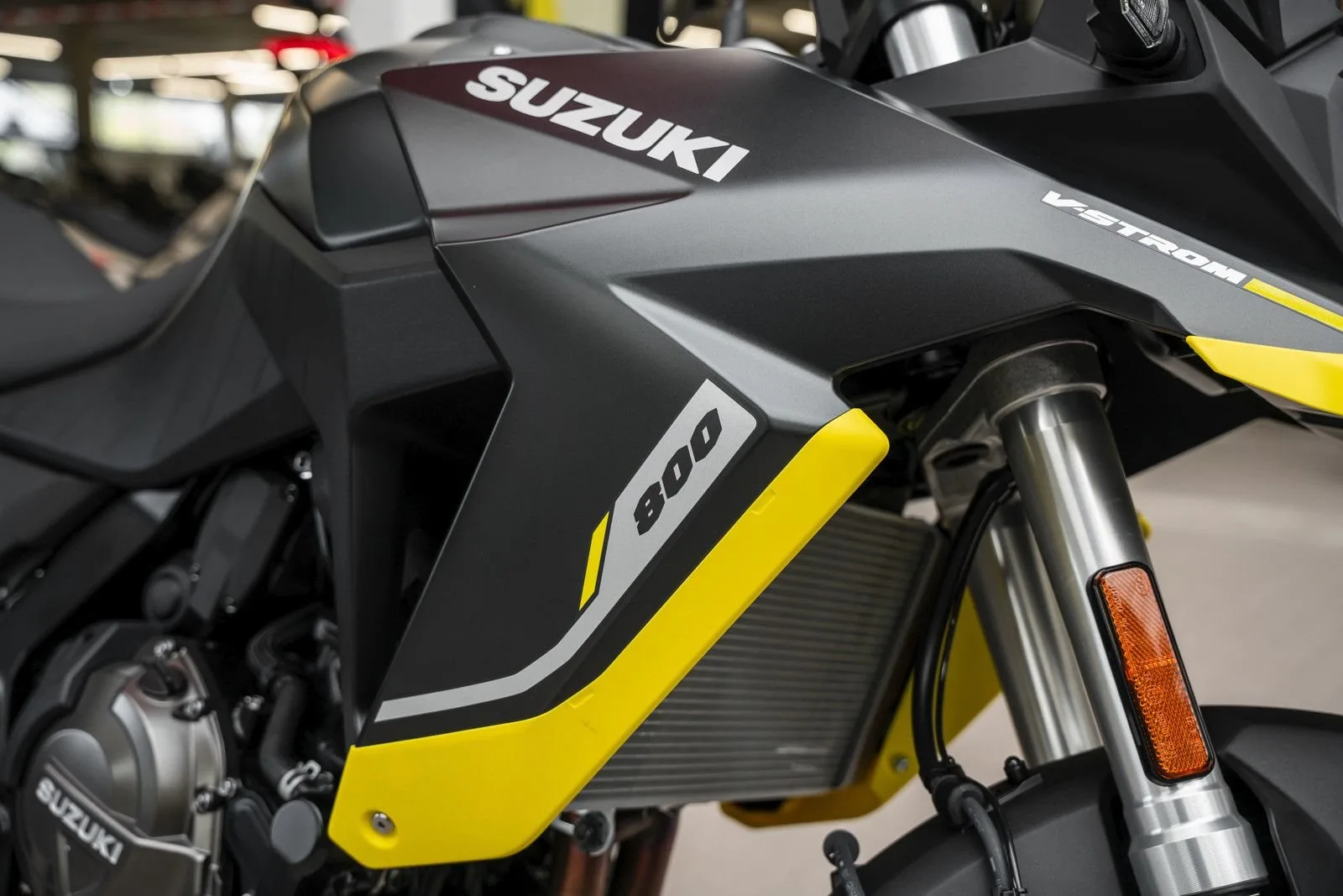 Suzuki V-Strom 800