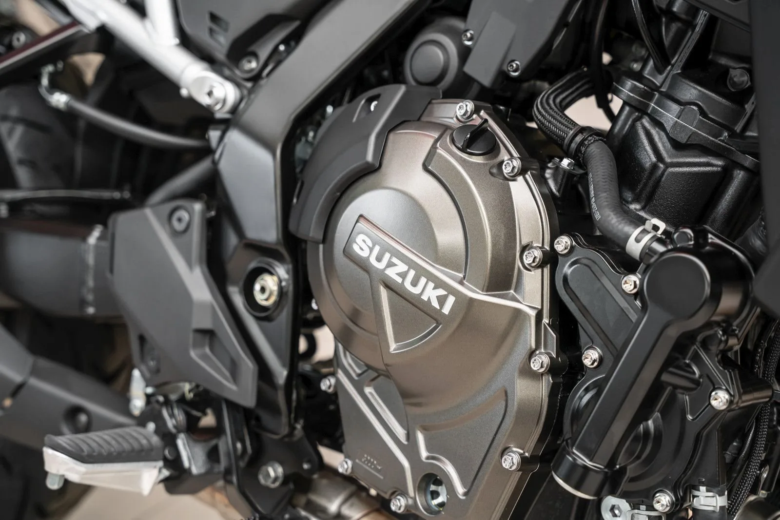 Suzuki V-Strom 800