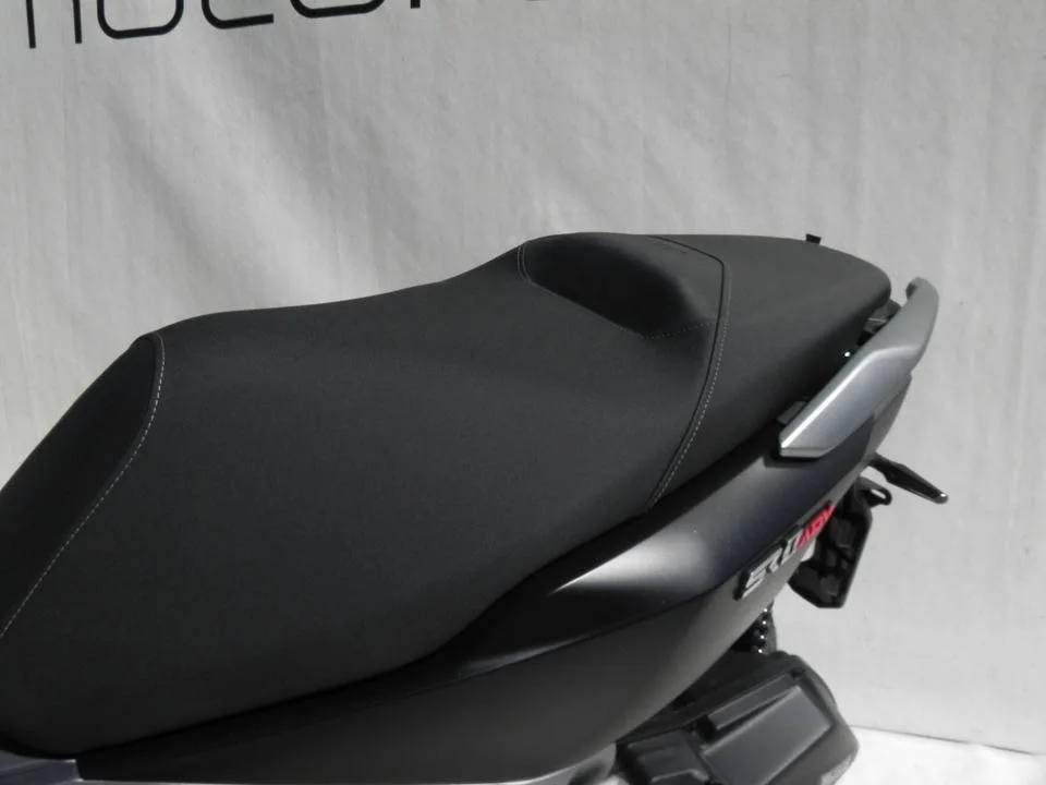 Voge SR1 ADV 125 ABS TCS