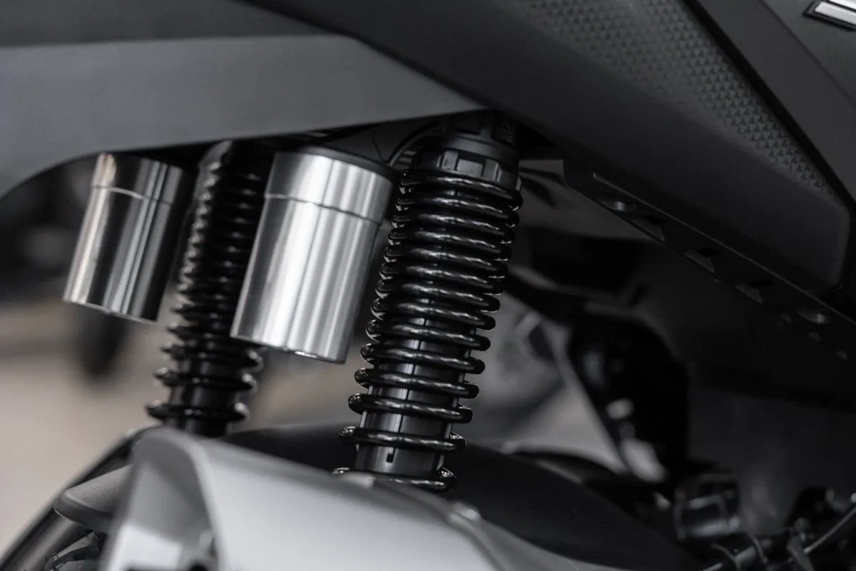 Voge SR1 ADV 125 ABS TCS