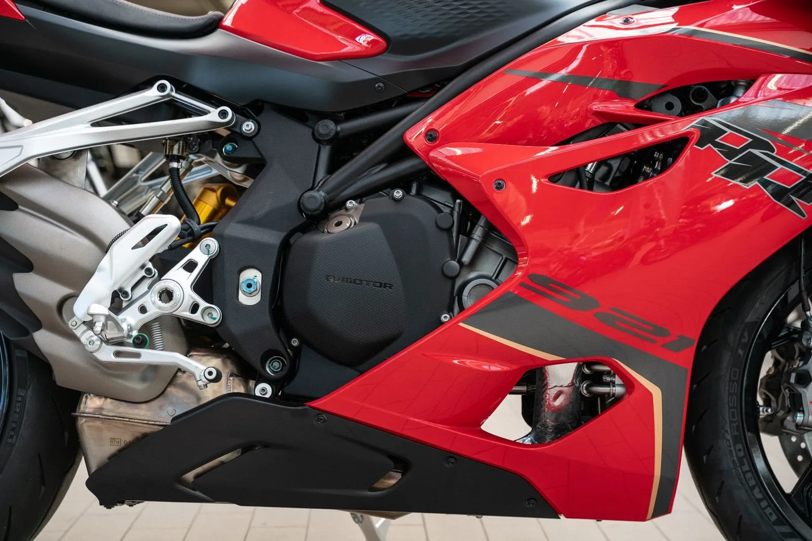 QJ Motor SRK 921 RR