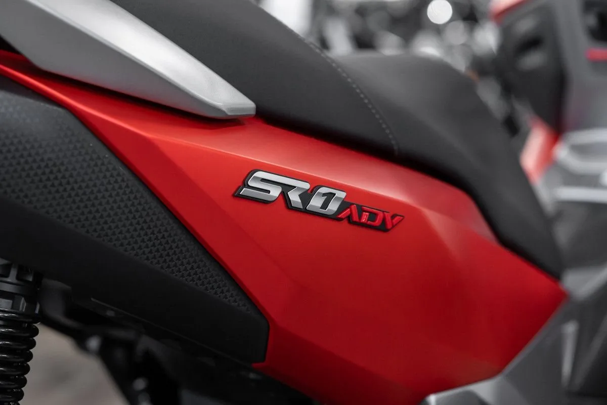 Voge SR1 ADV 125 ABS TCS