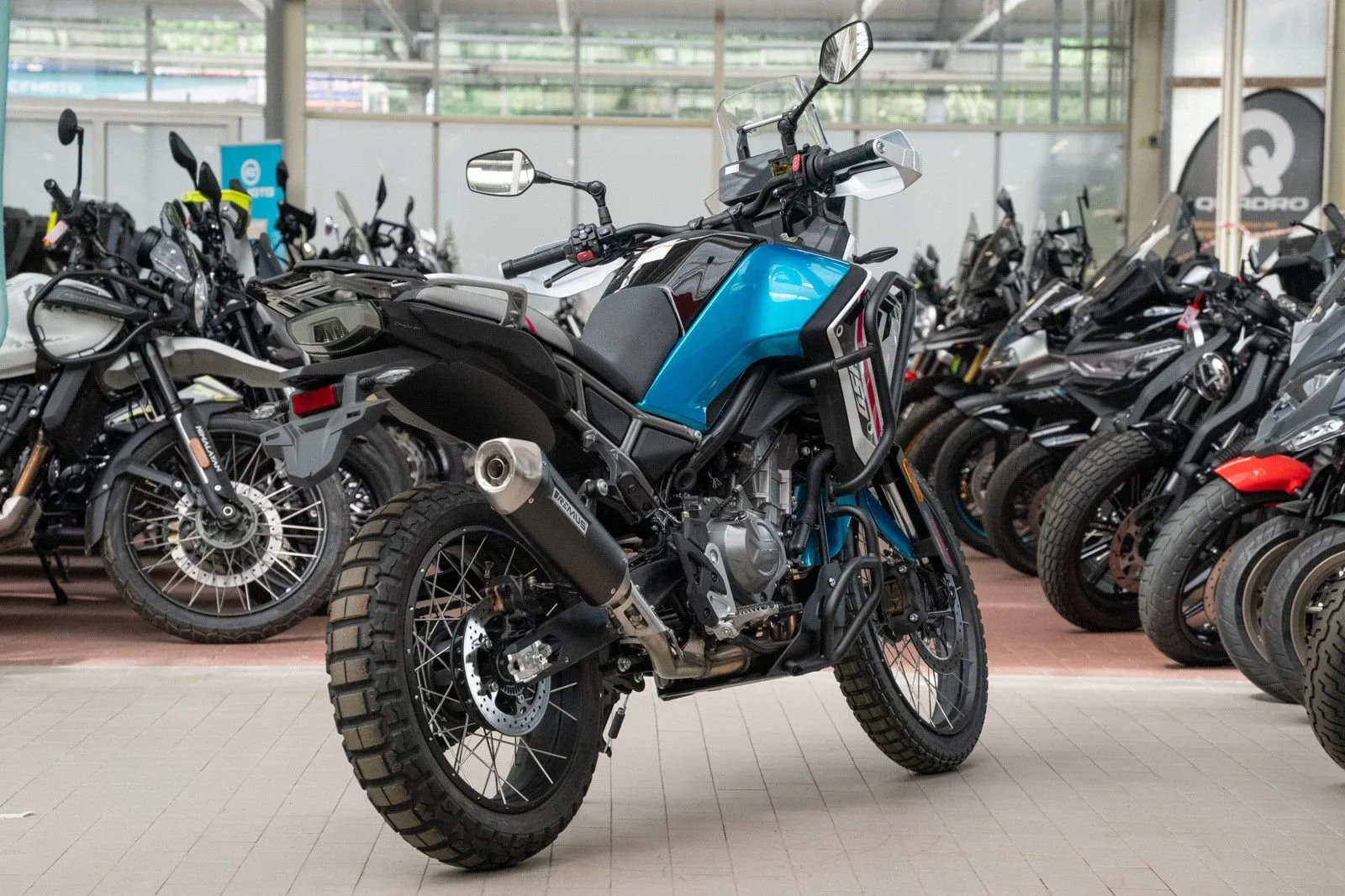 CFMOTO 450MT