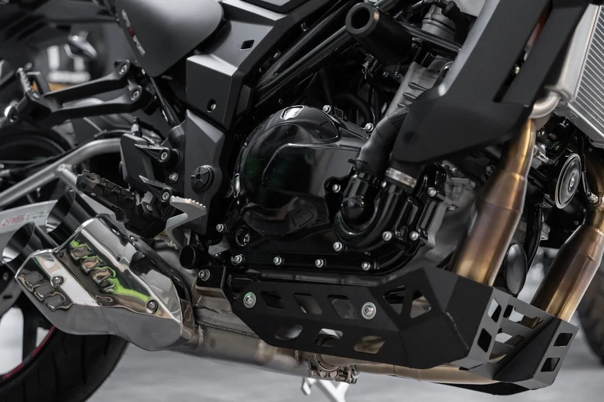 Motobi DL 400 Naked
