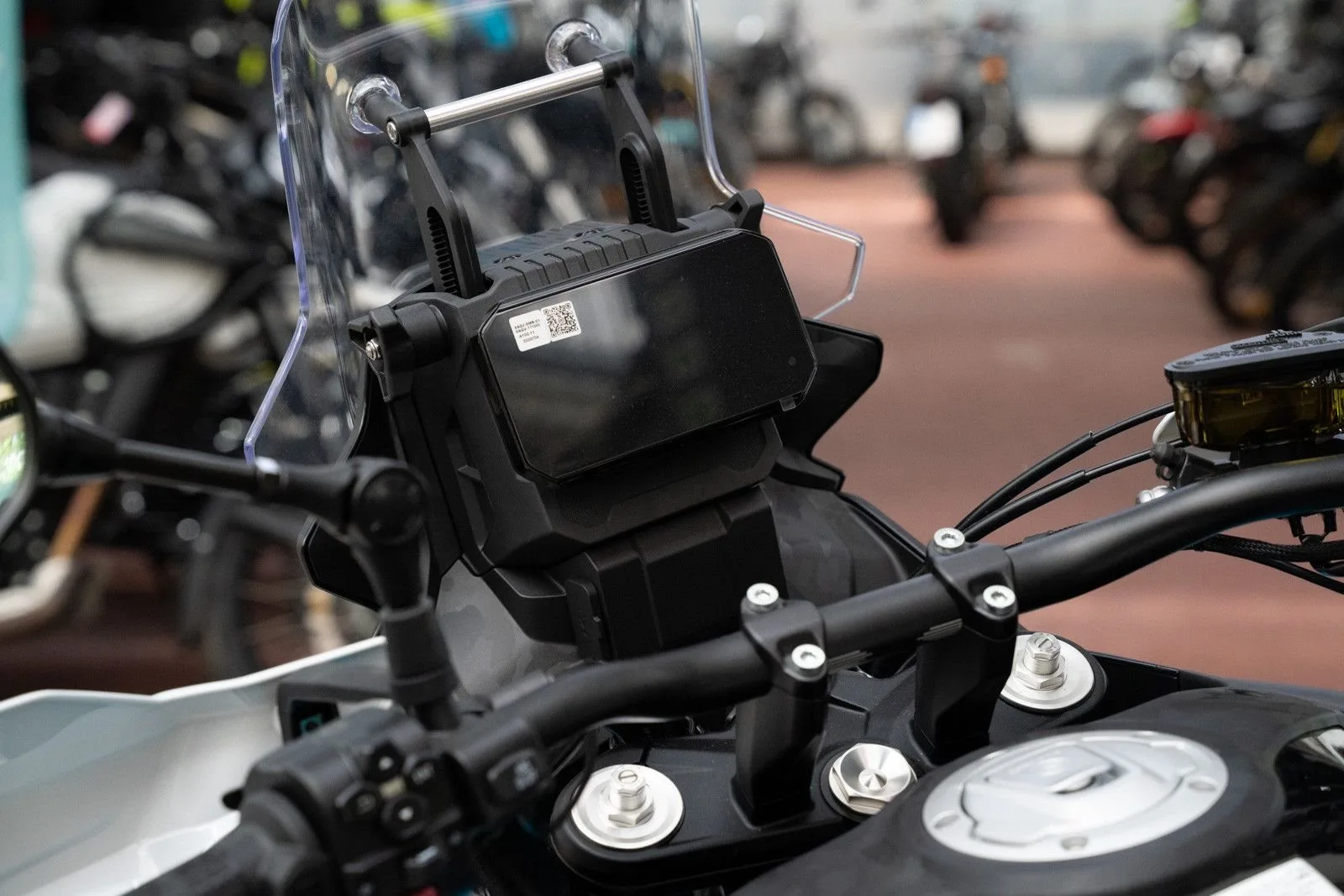 CFMOTO 450MT
