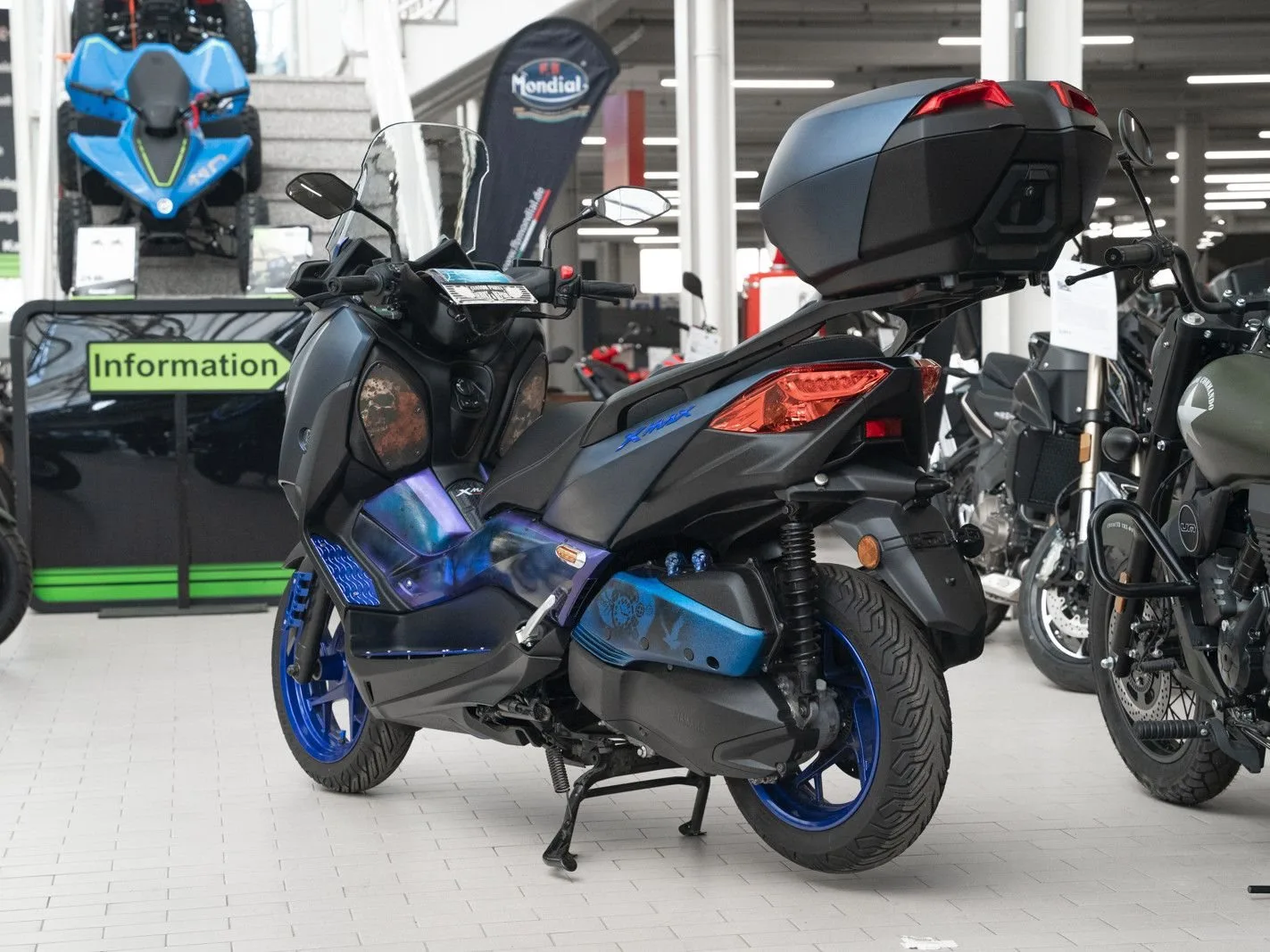 Yamaha XMAX 300