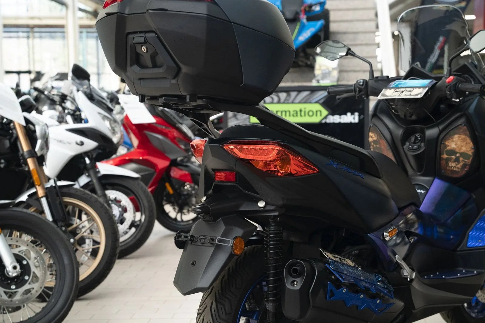 Yamaha XMAX 300